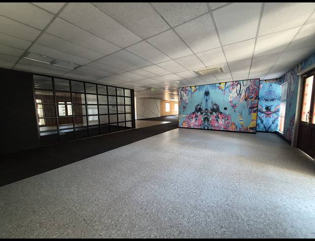 1,627M² OFFICE TO LET IN SANDTON CENTRAL